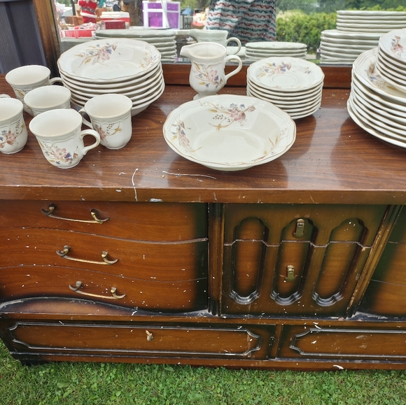 Mikasa dinnerware - Picture 4 of 6